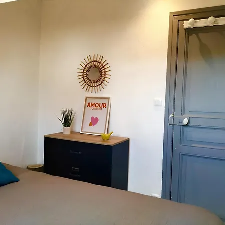 Cosy T3 A 50 M De La *